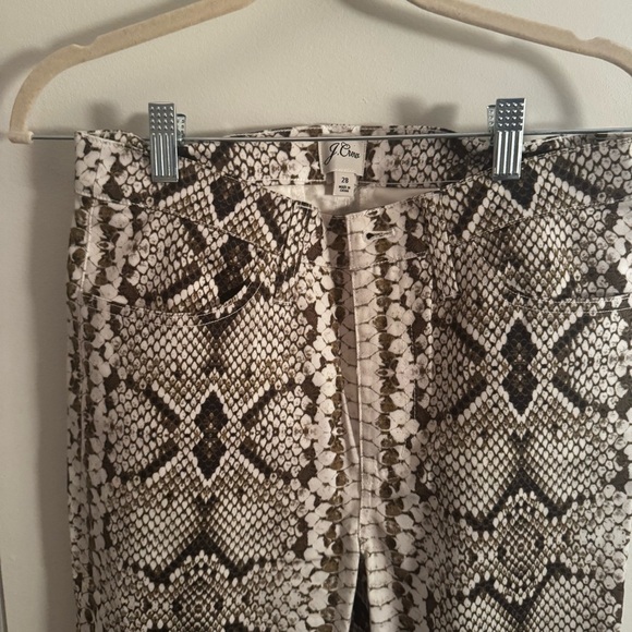 J CREW Kickout crop pant in snakeskin - Picture 8 of 8